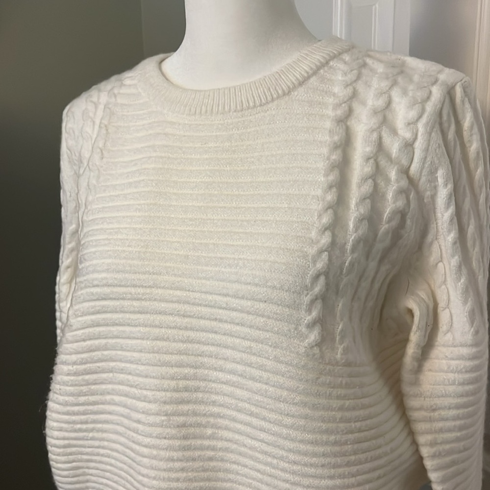 Heartloom Cable Sweater - Picture 2 of 7